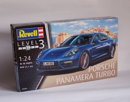 Porsche Panamera Turbo 1:24