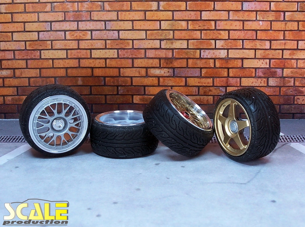 18/19" Yokohama Advan Neova