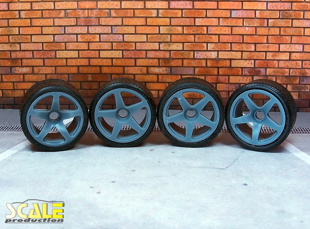 21" HRE 305M