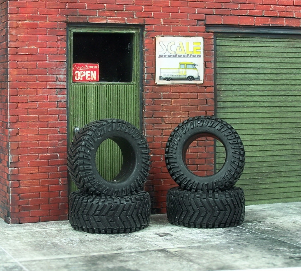 19" 4x4 Offroad Super Swamper (40")